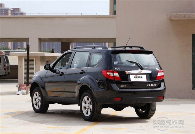 2015款 探索版 2.0T 柴油4X4豪華型