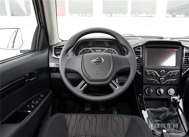 2015款 探索版 2.0T 汽油4X2豪華型