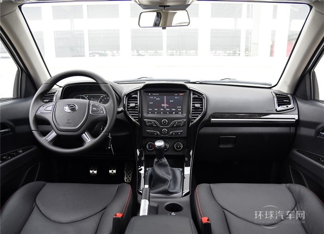 2015款 探索版 2.0T 汽油4X4超豪華型