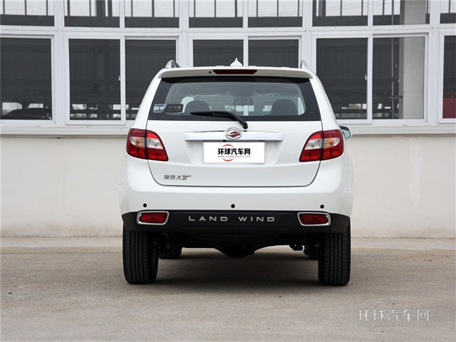 2015款 探索版 2.0T 汽油4X4超豪華型