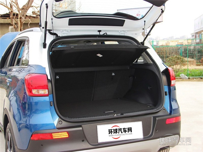 2015款 1.6L 手動(dòng)兩驅(qū)GL