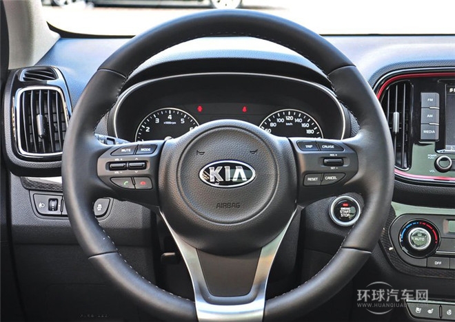 2015款 1.6L 手動兩驅(qū)GLS