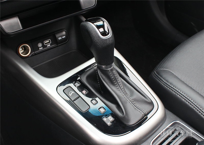 2015款 1.6L 自動兩驅DLX