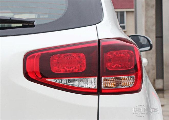 2015款 1.6L 自動兩驅DLX