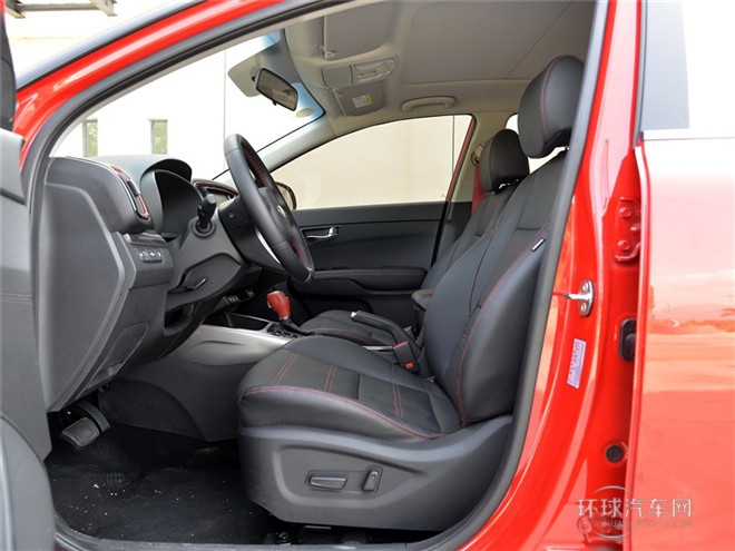 2015款 1.6T 自動(dòng)兩驅(qū)DLX