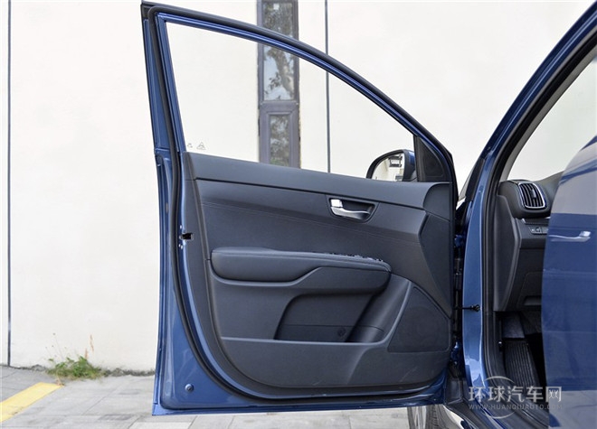 2015款 1.6T 自動兩驅PRM