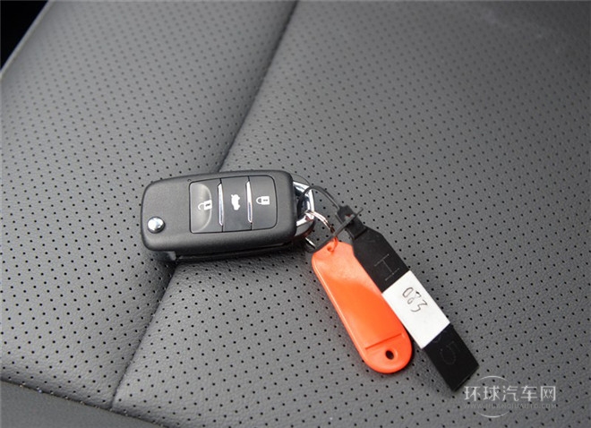 2015款 1.5T 自動炫酷型