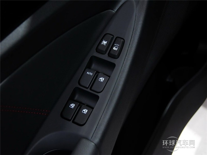 2015款 1.5T 自動炫酷型