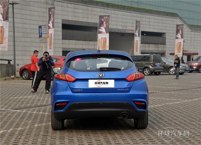 2015款 1.5T 自動(dòng)炫酷型