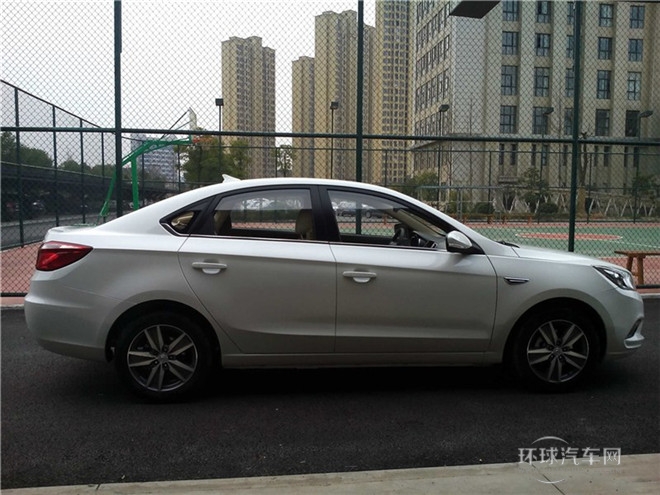 2015款 1.6L 手動旗艦型