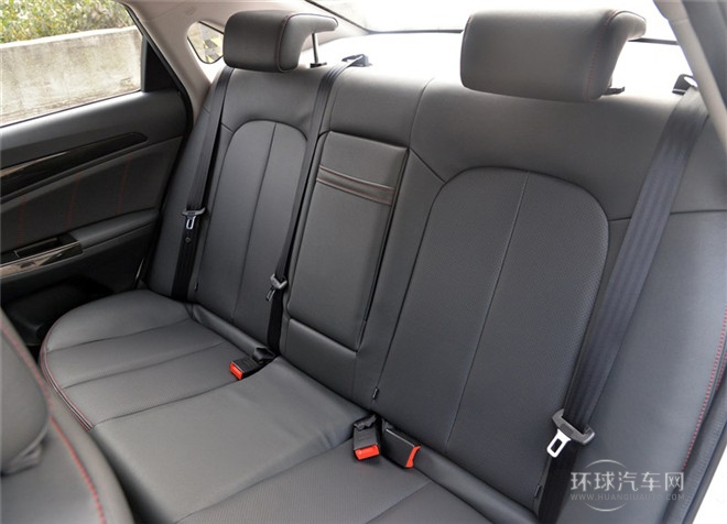 2015款 1.6L 自動旗艦型