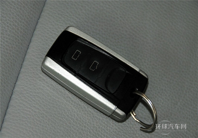 2015款 1.6L 手動(dòng)智享型