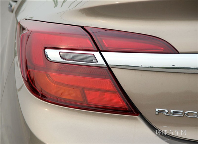 2015款 2.0L 精英時尚型