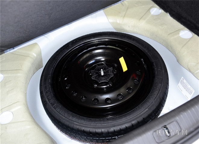 2015款 2.0L 領先時尚型