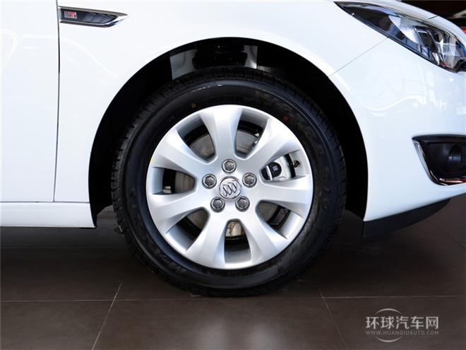 2015款 2.0L 領先時尚型