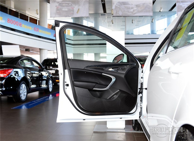 2015款 2.0L 領先時尚型