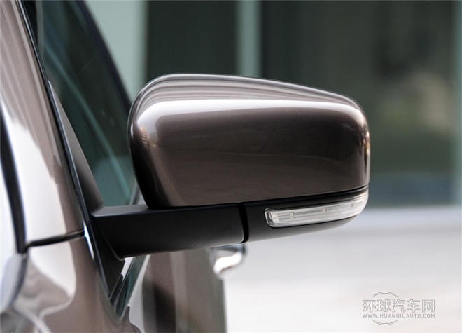 2015款 都市SUV 1.6T 自動炫動派