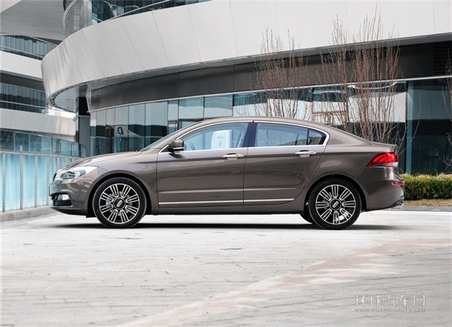 2015款 都市SUV 1.6T 自動炫動派