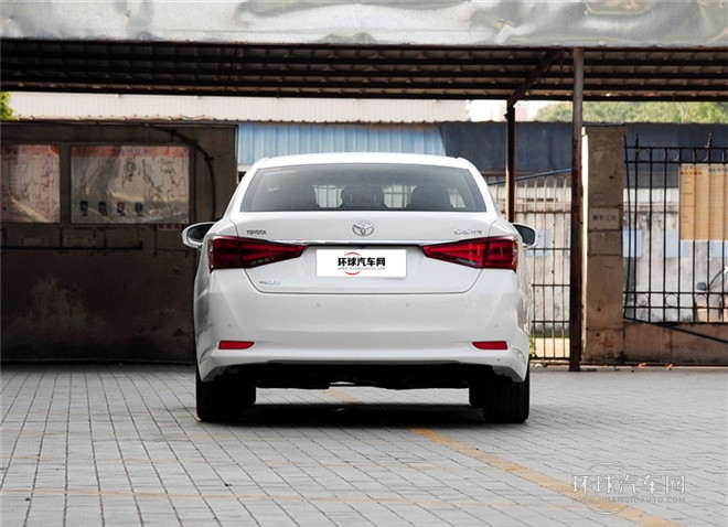 2015款 2.5L 標(biāo)準(zhǔn)版