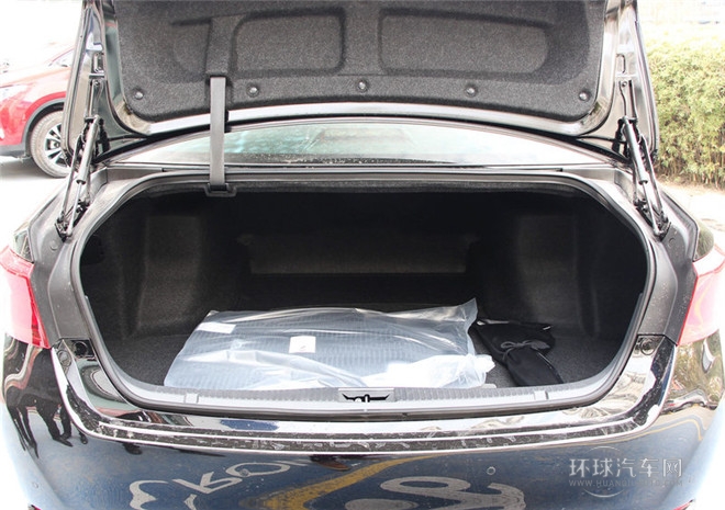 2015款 2.5L 豪華版