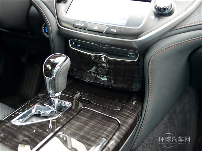 2015款 2.5L 尊享版