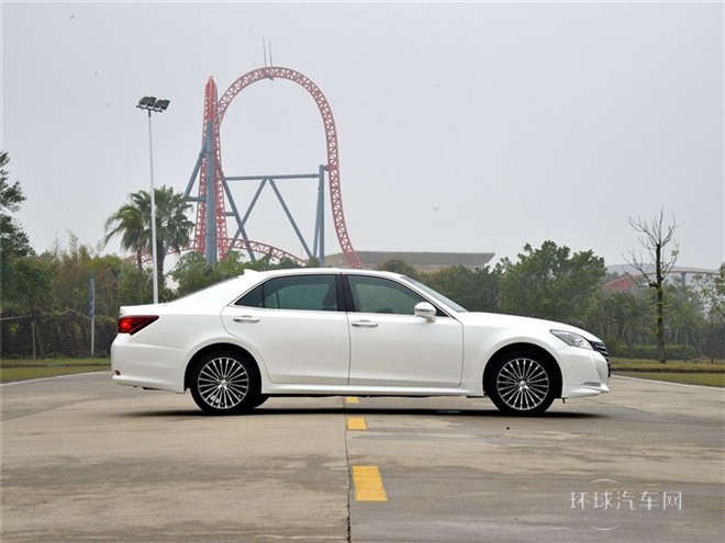 2015款 2.5L 尊享版