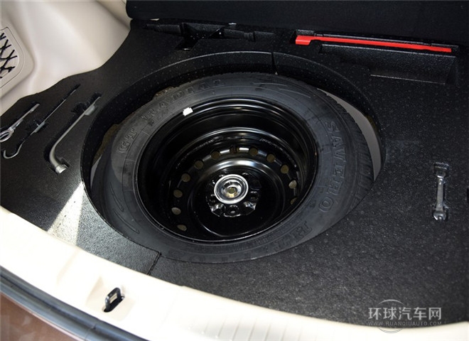 2015款 2.0L 手動智尚型