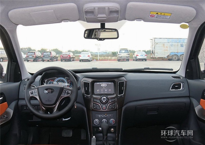 2015款 2.0L 手動智臻型