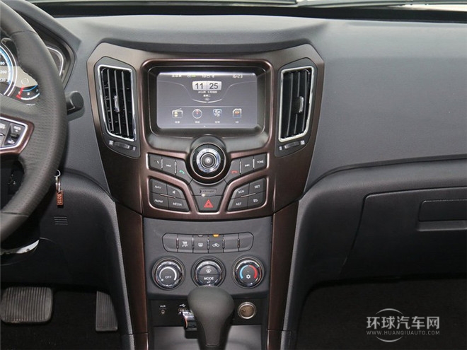 2015款 2.0L 手動智臻型