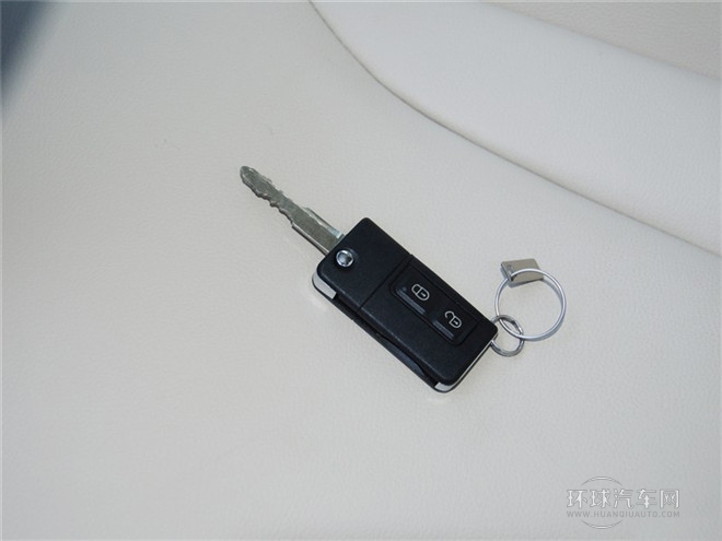 2015款 2.0L 自動智尚型