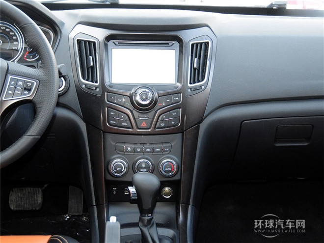 2015款 2.0L 自動智臻型