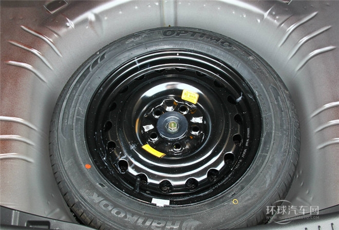 2015款 2.0L 手動時尚型