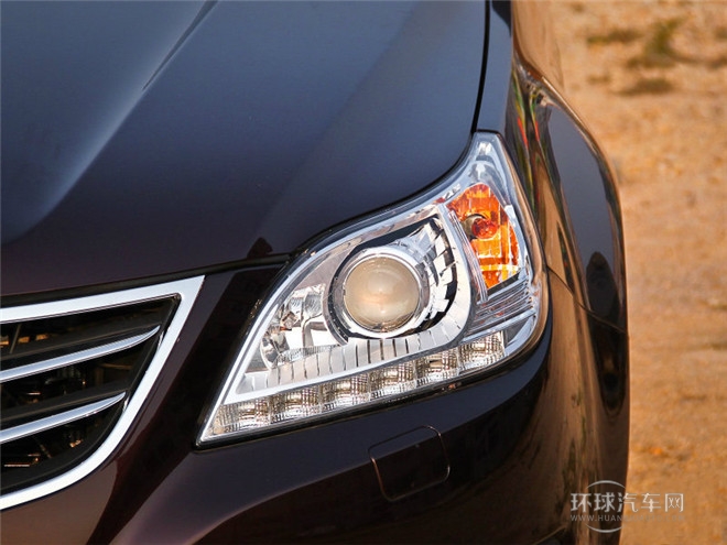 2015款 2.0L 手動時尚型