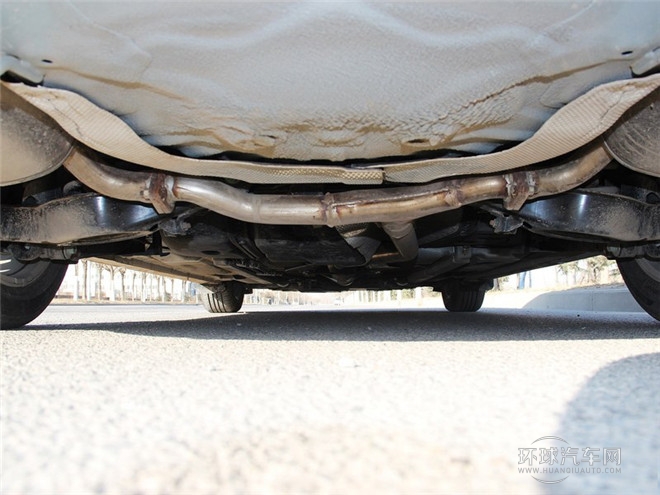 2015款 2.0L 自動時尚型