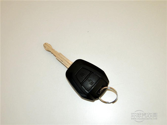 2015款 2.5T兩驅 手動基本型