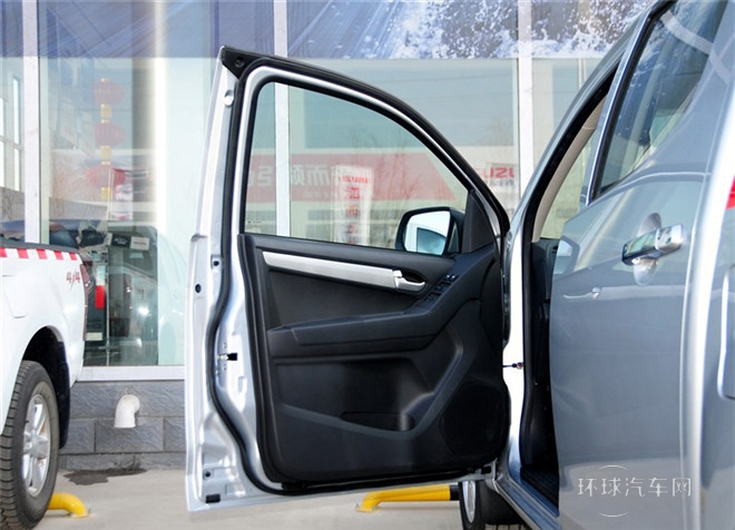 2015款 2.5T兩驅 手動基本型