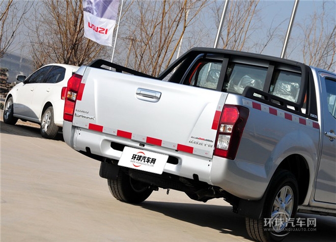 2015款 2.5T兩驅 手動基本型