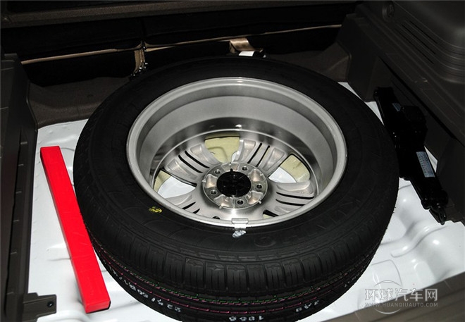 2015款 2.4L 自動四驅領先型 國IV