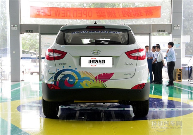 2015款 2.4L 自動四驅領先型 國IV