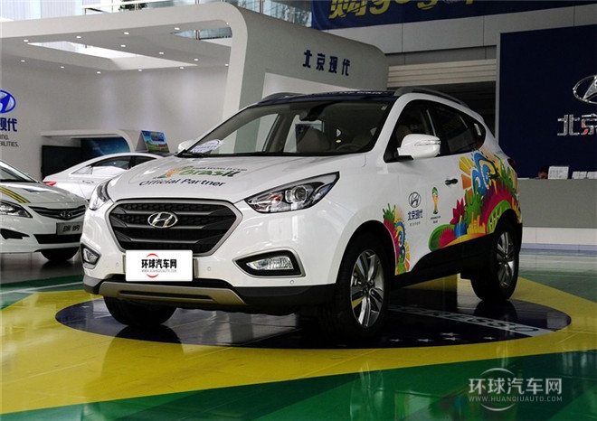 2015款 2.4L 自動四驅(qū)領先型 國IV