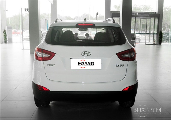 2015款 2.4L 自動兩驅(qū)領(lǐng)先型 國IV
