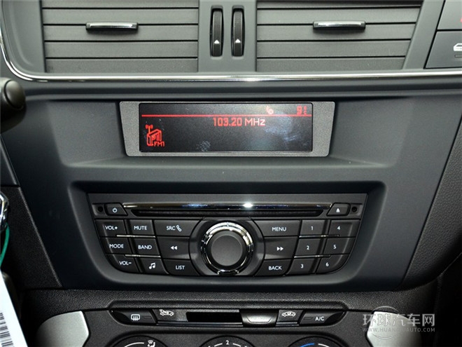 2015款 1.6L 手動(dòng)時(shí)尚型