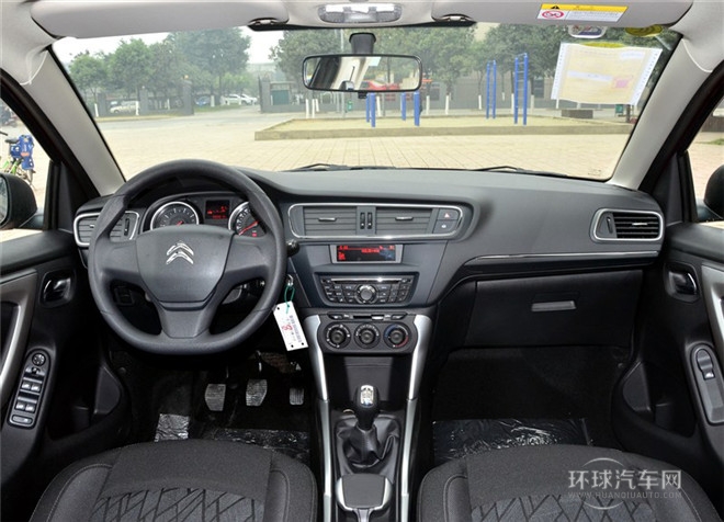 2015款 1.6L 手動時尚型