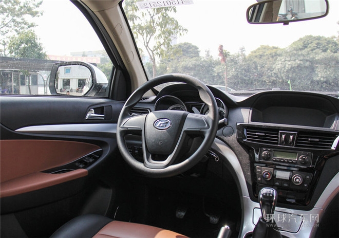 2015款 1.9T兩驅柴油標準型