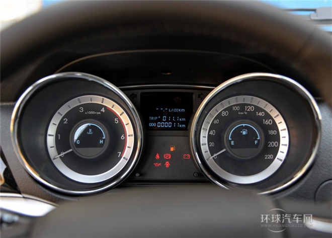 2015款 1.9T兩驅柴油豪華型