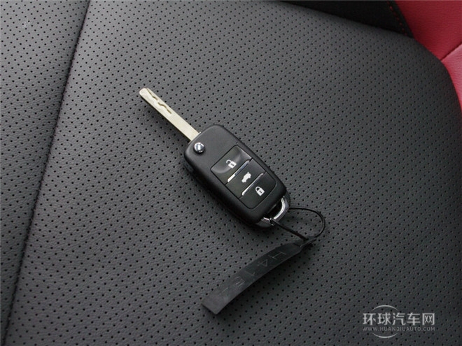 2015款 1.6L 手動俊酷型 國IV