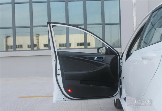 2015款 1.6L 手動(dòng)銳酷型 國(guó)IV