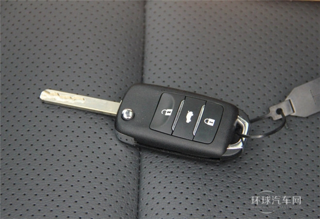 2015款 1.6L 手動(dòng)尚酷型 國(guó)IV