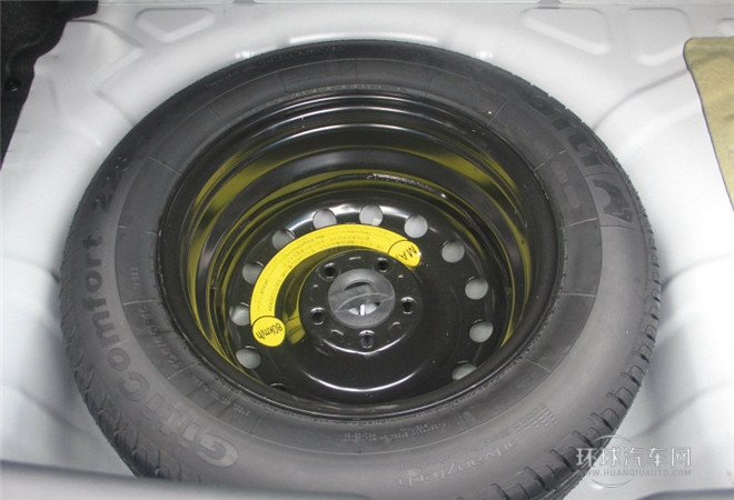 2015款 1.6L 手動(dòng)尚酷型 國(guó)IV