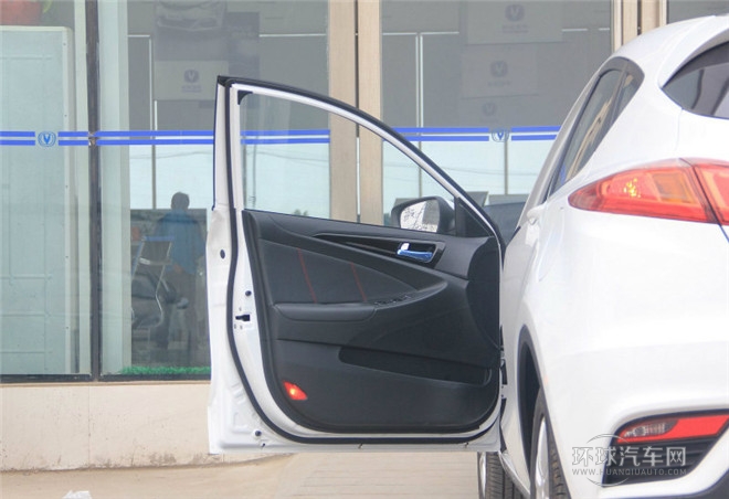 2015款 1.6L 手動(dòng)尚酷型 國(guó)IV